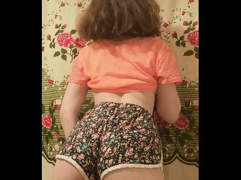 ❤️ Sexy mladá kočka svléká šortky před kamerou. ❤️❌ Sex video u nás cs.yespornpics.ru ❌